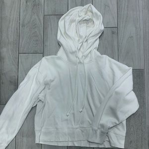 Aritzia cropped hoodie